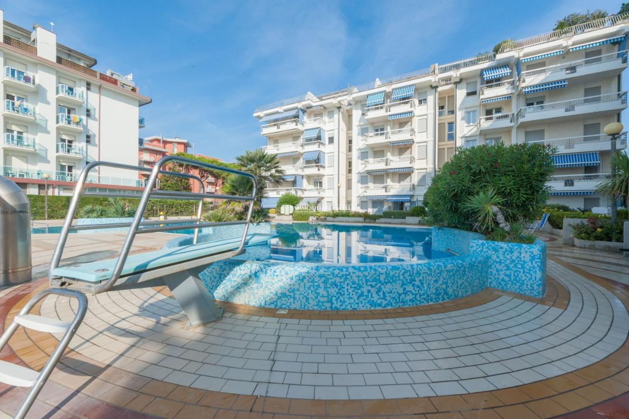 Residence Mexico Immobiliare Pacella Лідо-ді-Єзоло Екстер'єр фото